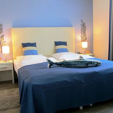 Apartment 12 - "Silbermoewe I" - Blickrichtung Yacht- Und Binnenhafenoffenes Meer Екернферде Екстер'єр фото